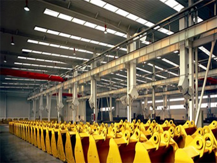 宿迁徐工集团挖掘机装配车间